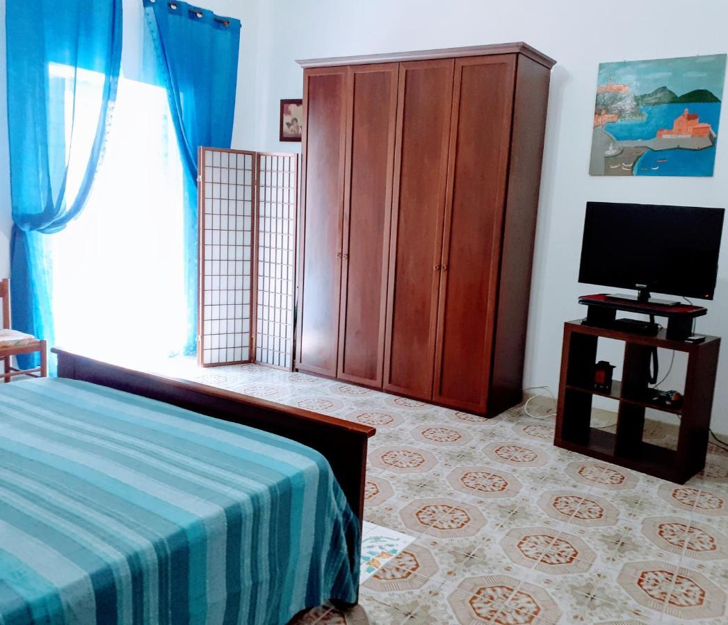 Ferienwohnung Domus Apollo Lipari  Exterior foto